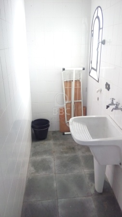 Sobrado à venda e aluguel com 3 quartos, 180m² - Foto 12