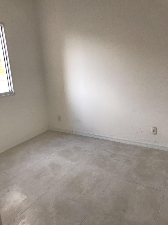 Apartamento à venda com 2 quartos, 48m² - Foto 2