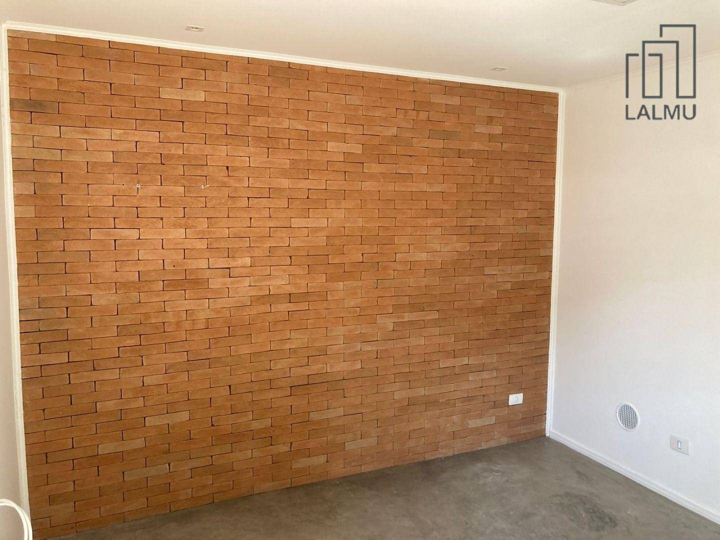 Casa para alugar com 3 quartos, 160m² - Foto 9