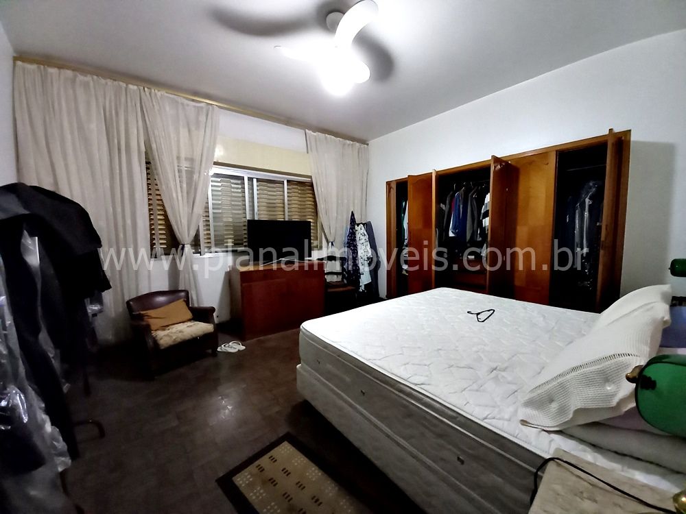 Casa à venda com 3 quartos, 350m² - Foto 8