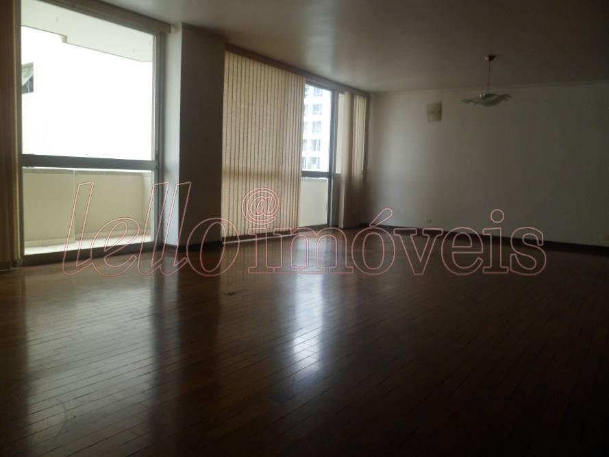 Apartamento para alugar com 3 quartos, 186m² - Foto 3