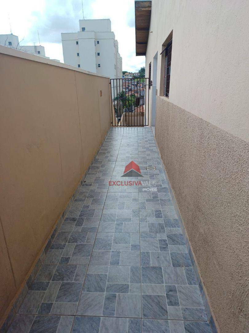 Casa à venda e aluguel com 3 quartos, 100m² - Foto 25