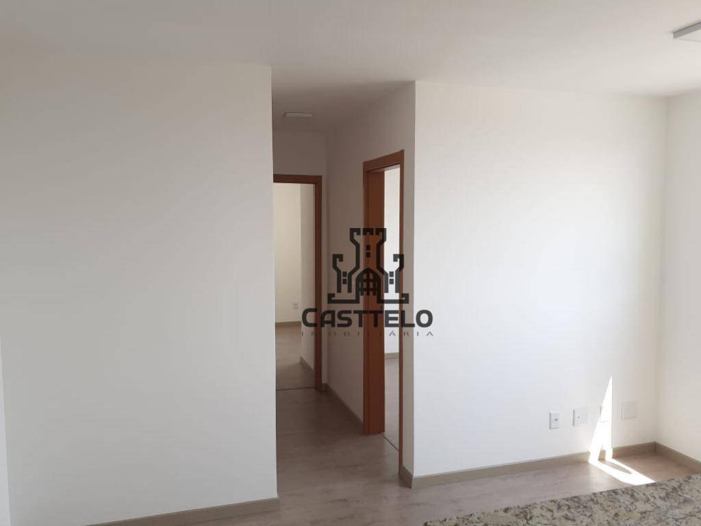 Apartamento à venda com 2 quartos, 43m² - Foto 8