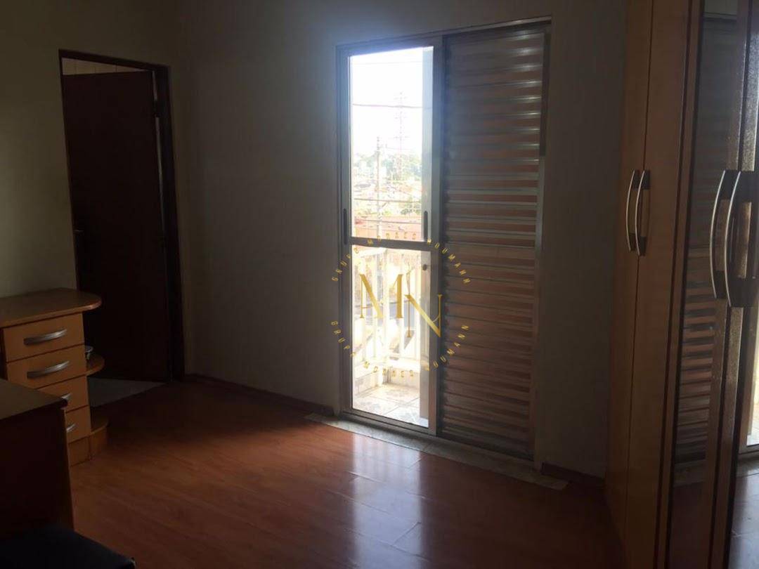 Sobrado à venda com 3 quartos, 200m² - Foto 14