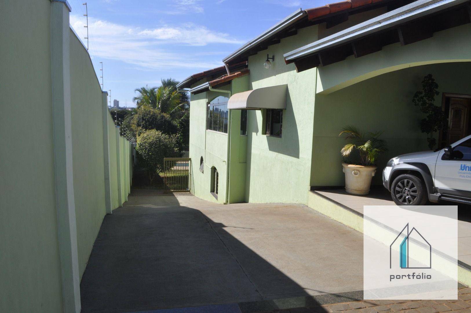 Casa à venda com 3 quartos, 520m² - Foto 5