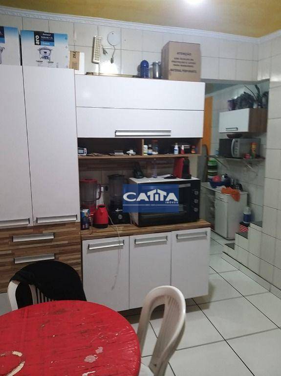 Sobrado à venda com 3 quartos, 300m² - Foto 4