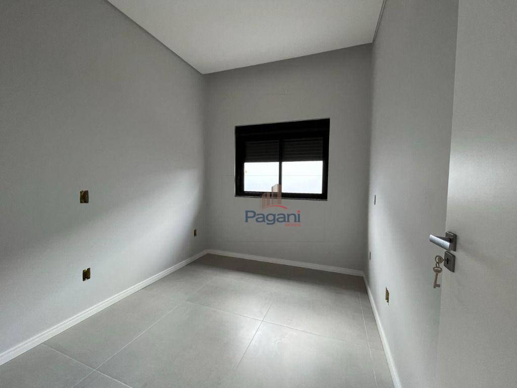 Casa à venda com 3 quartos, 108m² - Foto 6