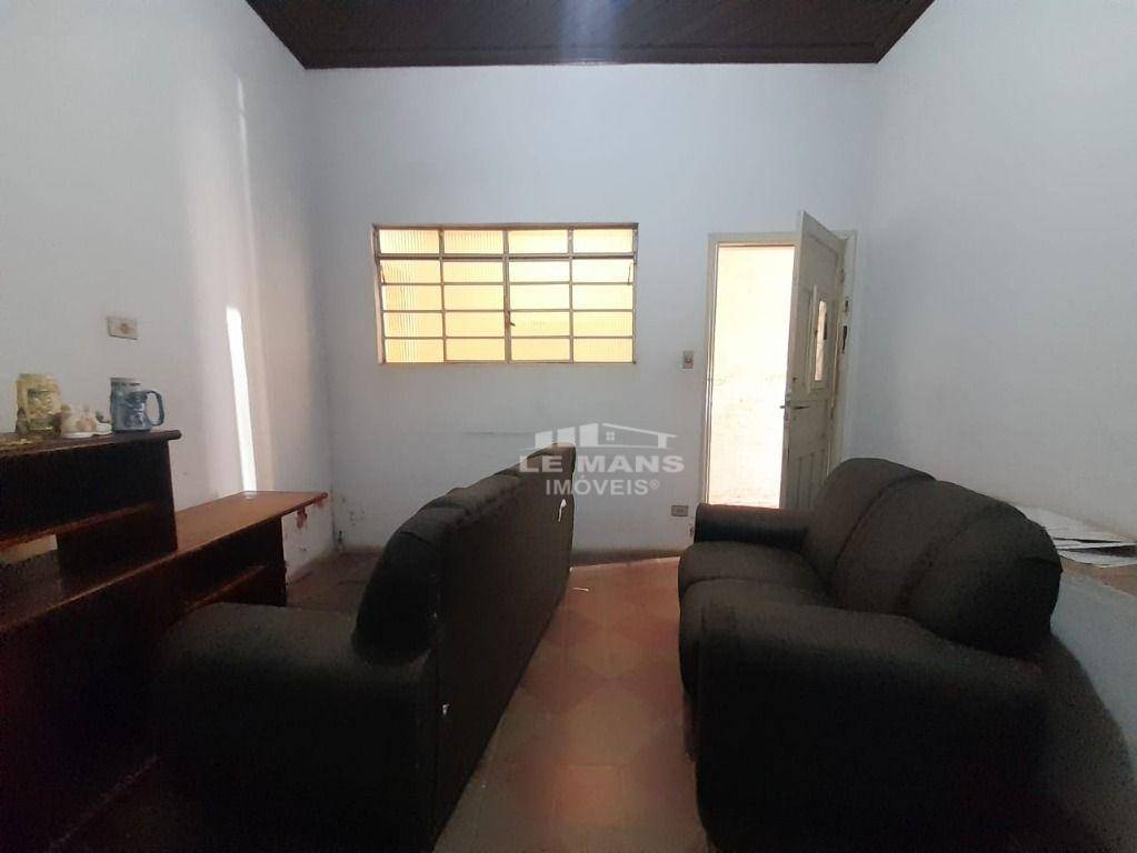 Casa à venda com 2 quartos, 119m² - Foto 2