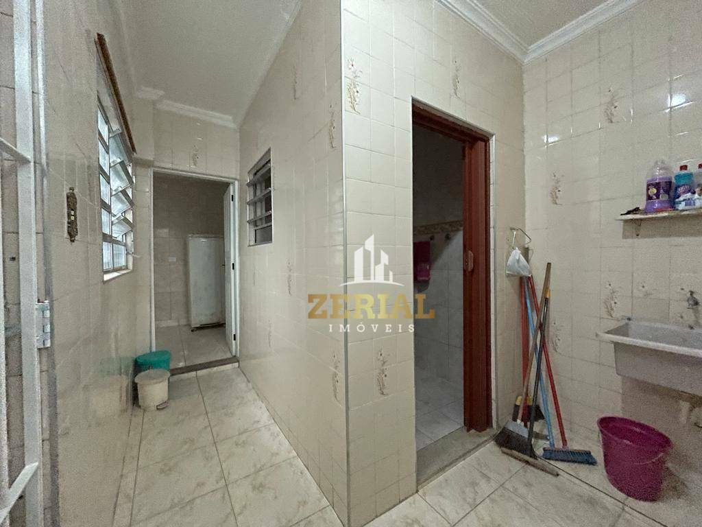 Sobrado à venda com 4 quartos, 237m² - Foto 13