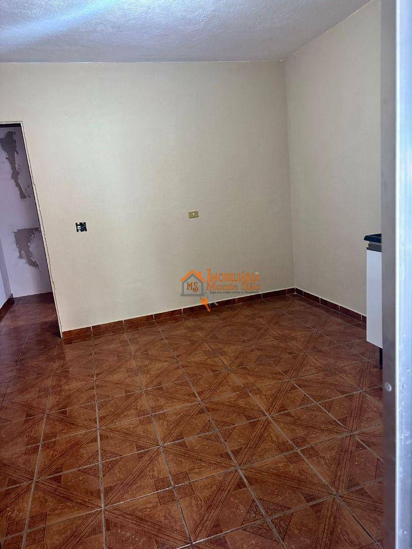 Sobrado à venda com 3 quartos, 140m² - Foto 2