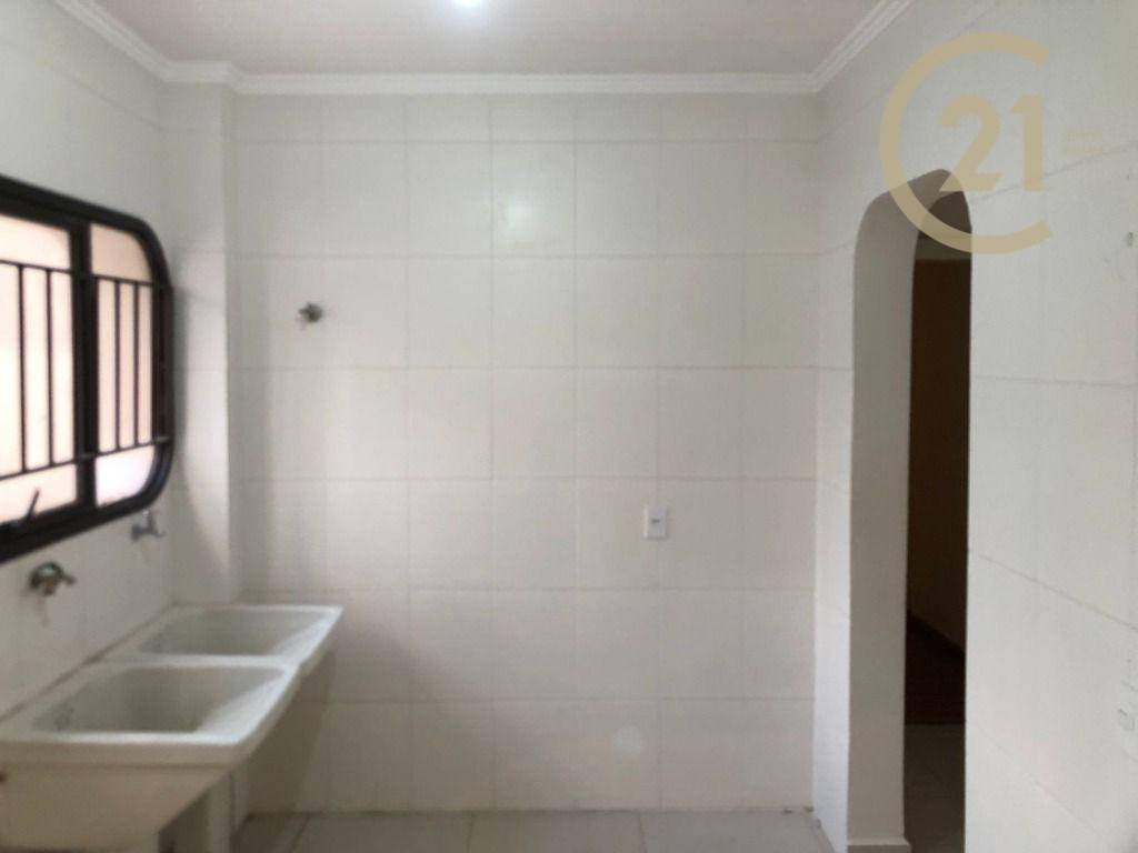 Apartamento à venda com 4 quartos, 196m² - Foto 27