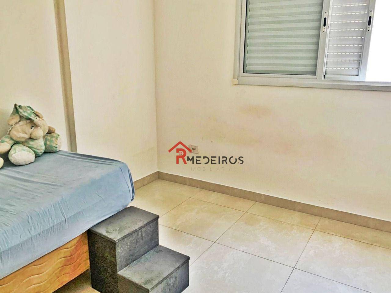 Apartamento à venda com 2 quartos, 75m² - Foto 8