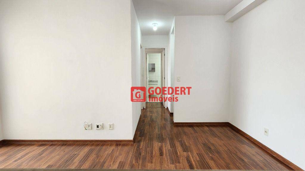 Apartamento à venda com 2 quartos, 55m² - Foto 10