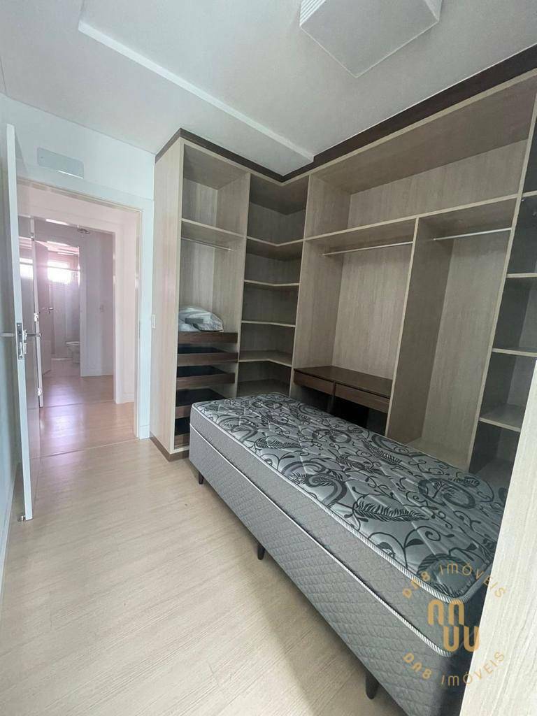 Apartamento à venda com 4 quartos, 137m² - Foto 19