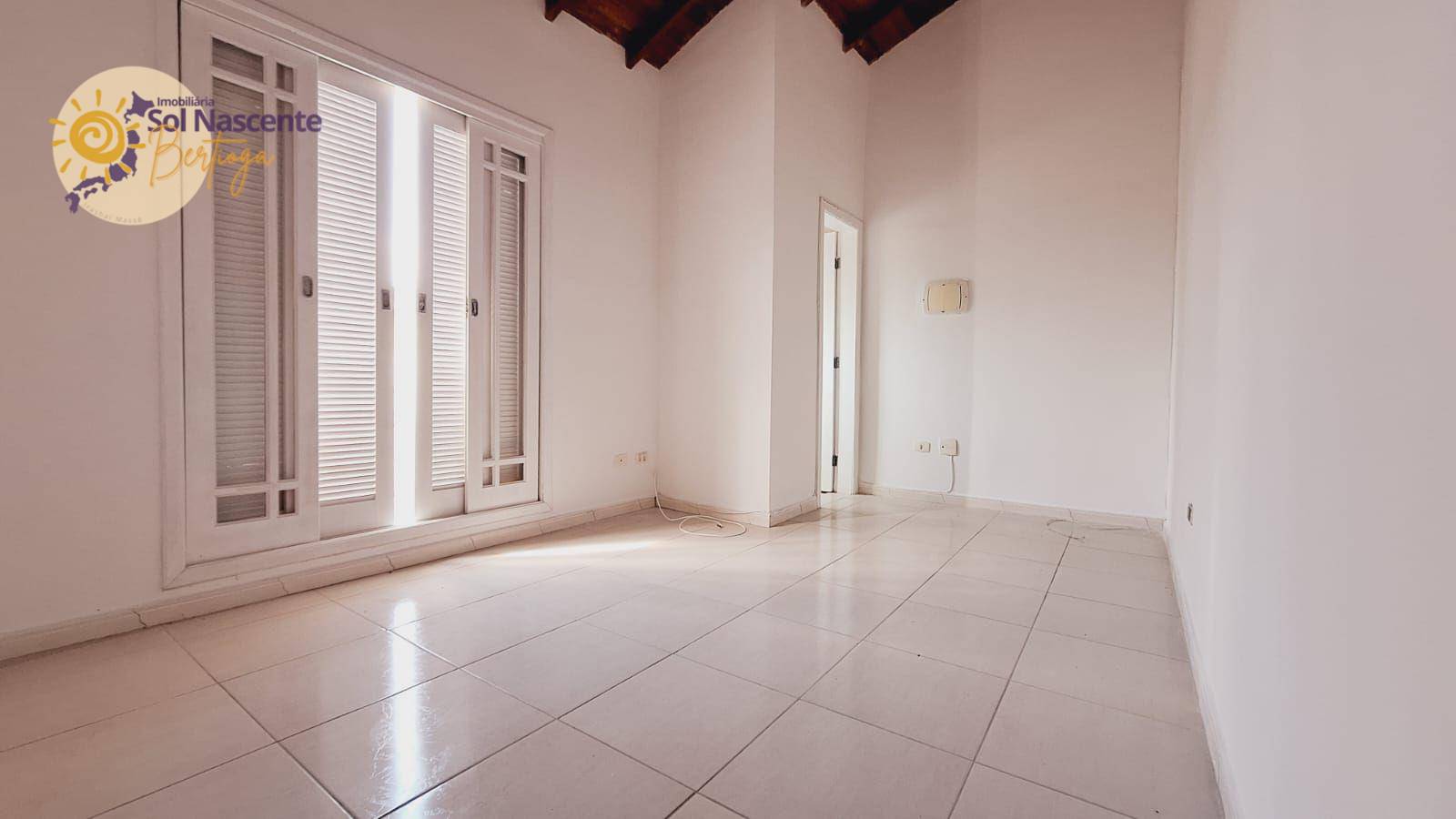 Casa para alugar com 2 quartos, 70m² - Foto 18
