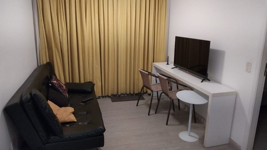 Apartamento para alugar com 1 quarto, 45m² - Foto 2