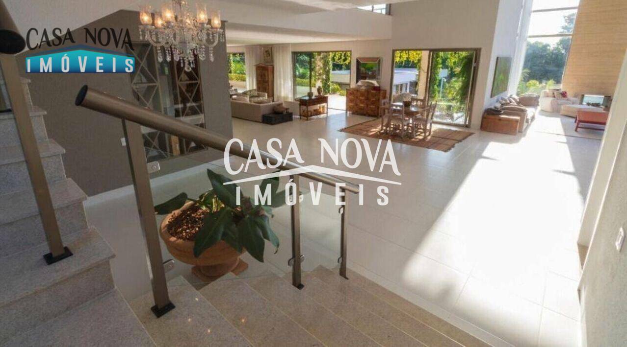 Casa de Condomínio à venda com 8 quartos, 1350m² - Foto 29