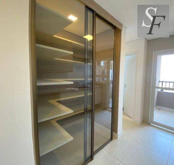 Apartamento para alugar com 4 quartos, 314m² - Foto 12