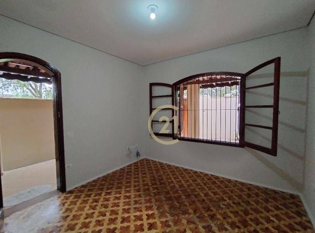 Casa à venda com 2 quartos, 173m² - Foto 6