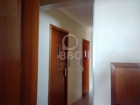 Apartamento à venda com 2 quartos, 56m² - Foto 1