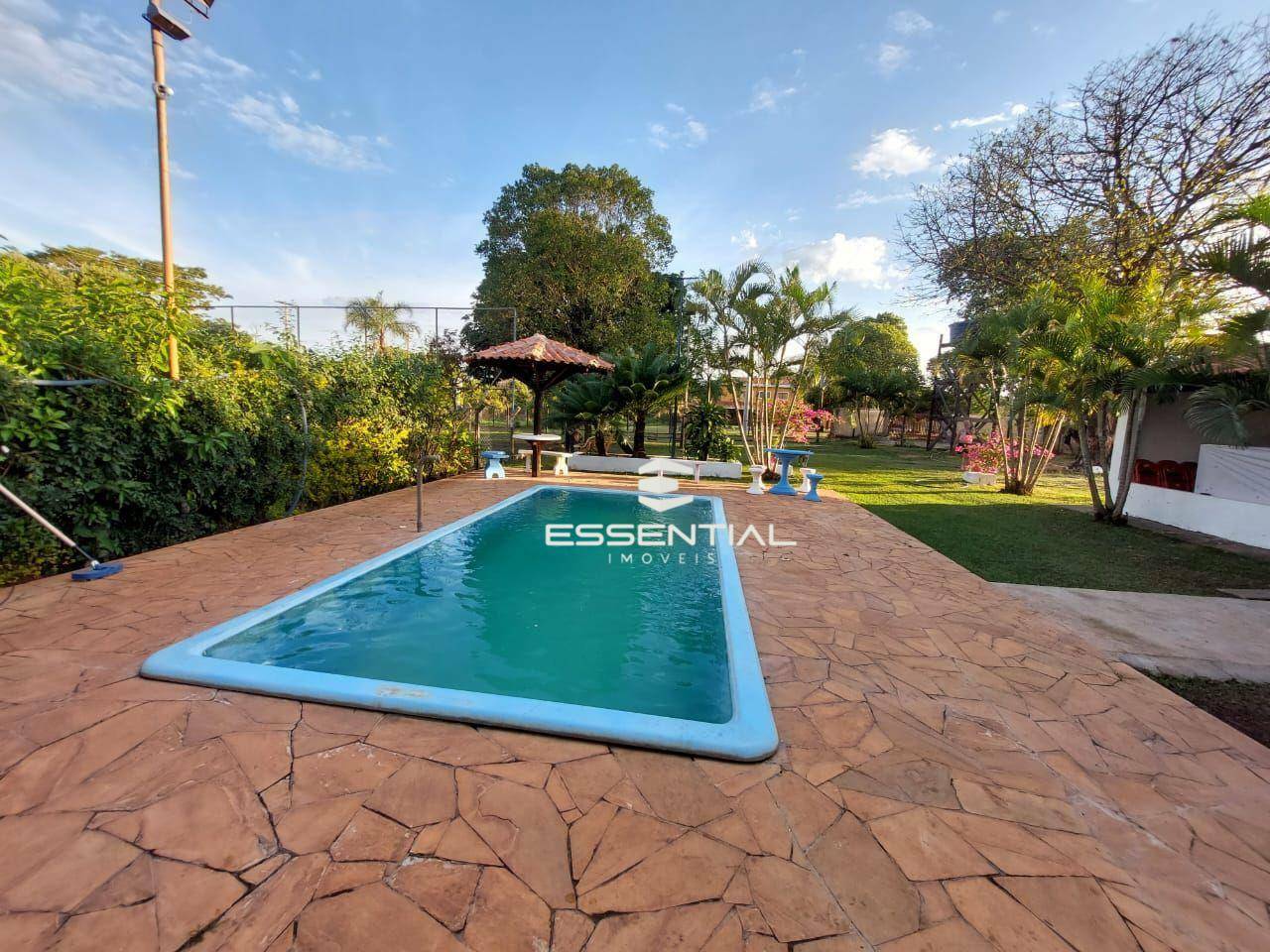 Chácara à venda com 2 quartos, 220m² - Foto 14