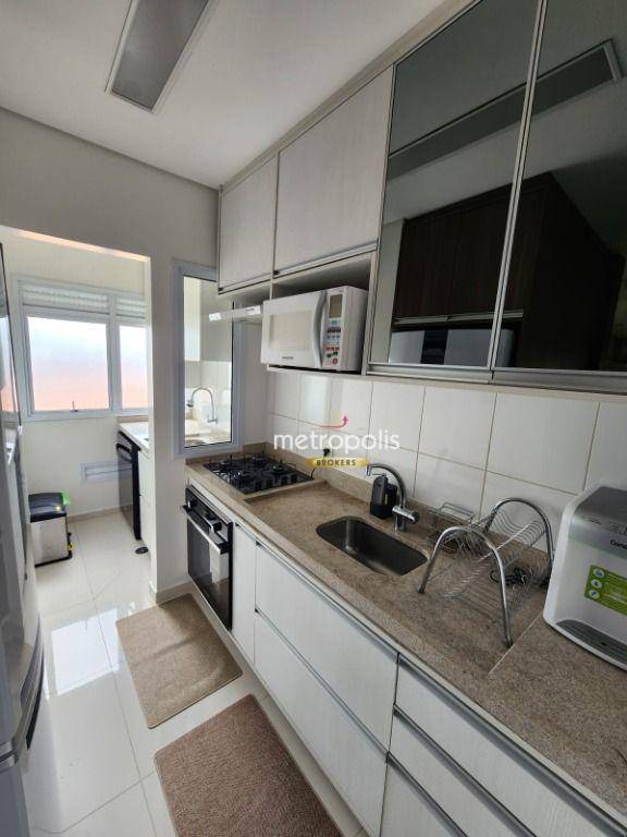 Apartamento à venda com 2 quartos, 64m² - Foto 11