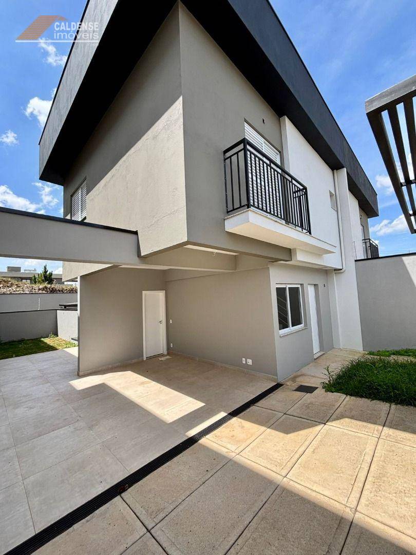 Sobrado, 3 quartos, 104 m² - Foto 1