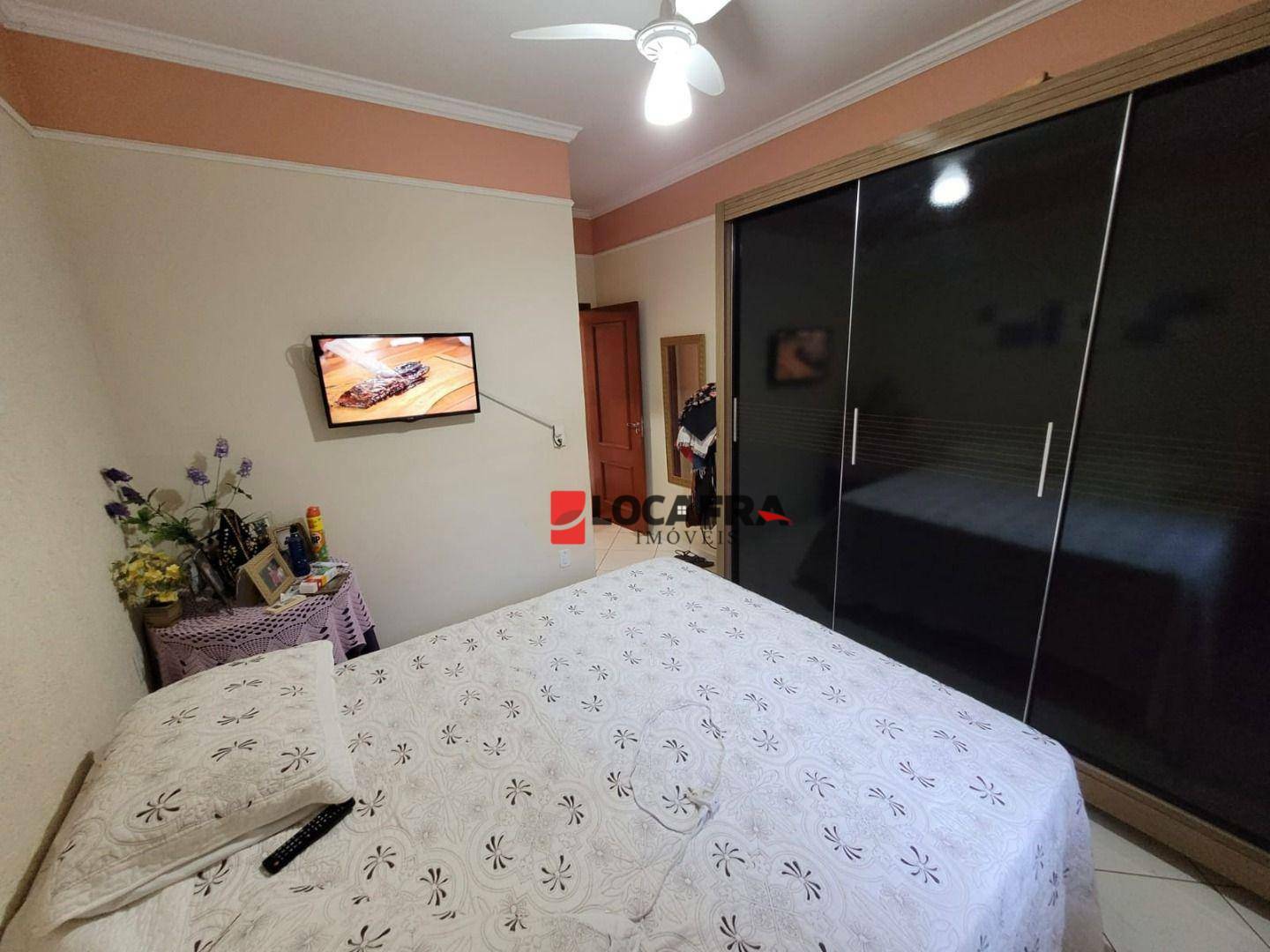 Casa à venda com 3 quartos, 94m² - Foto 12