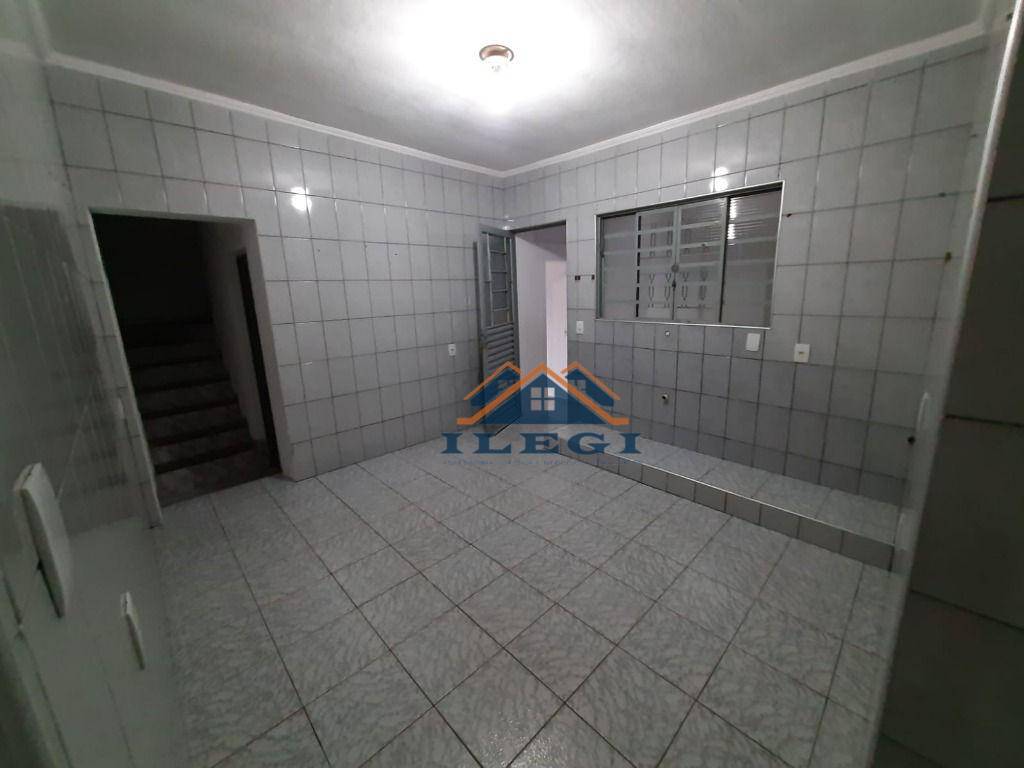 Casa à venda com 4 quartos, 265m² - Foto 17