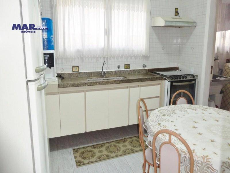 Apartamento à venda com 2 quartos, 100m² - Foto 12