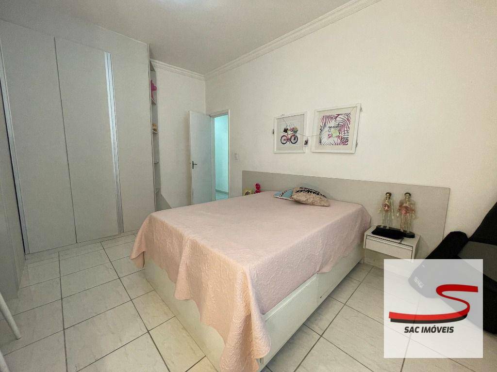 Casa à venda com 3 quartos, 180M2 - Foto 10