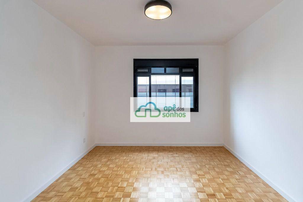 Apartamento à venda com 3 quartos, 221m² - Foto 11