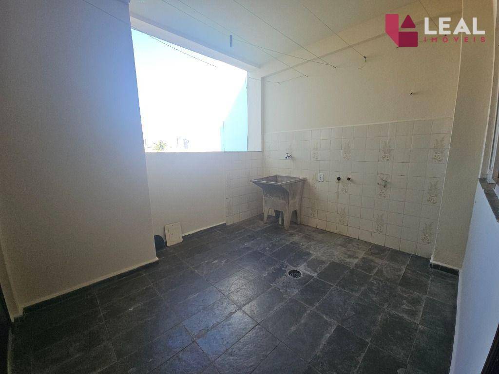 Apartamento para alugar com 3 quartos, 110m² - Foto 8