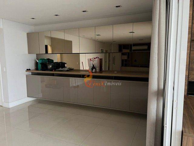 Apartamento à venda com 3 quartos, 156m² - Foto 12