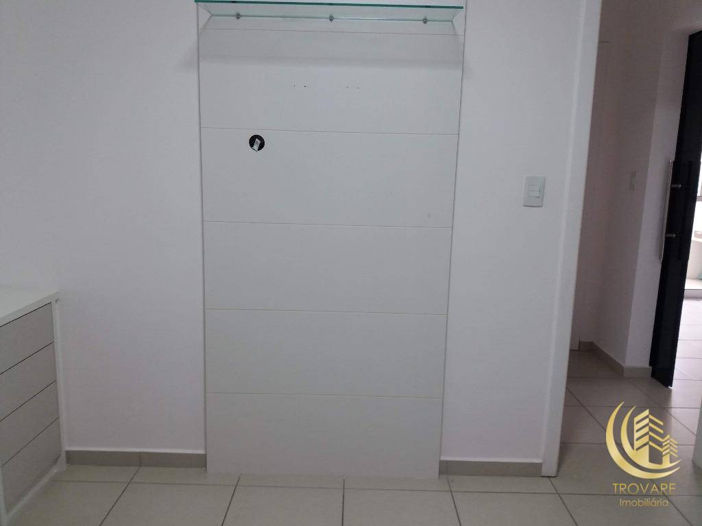 Apartamento à venda com 2 quartos, 74m² - Foto 29