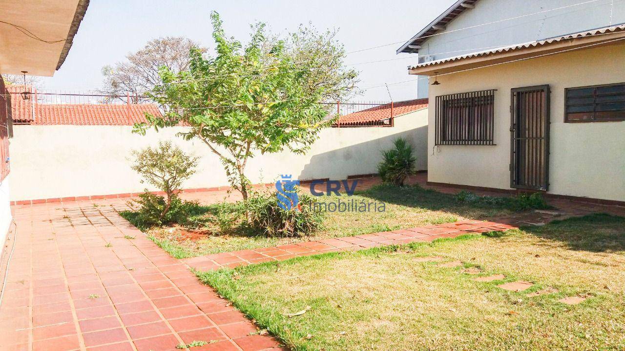 Casa à venda com 3 quartos, 203m² - Foto 11