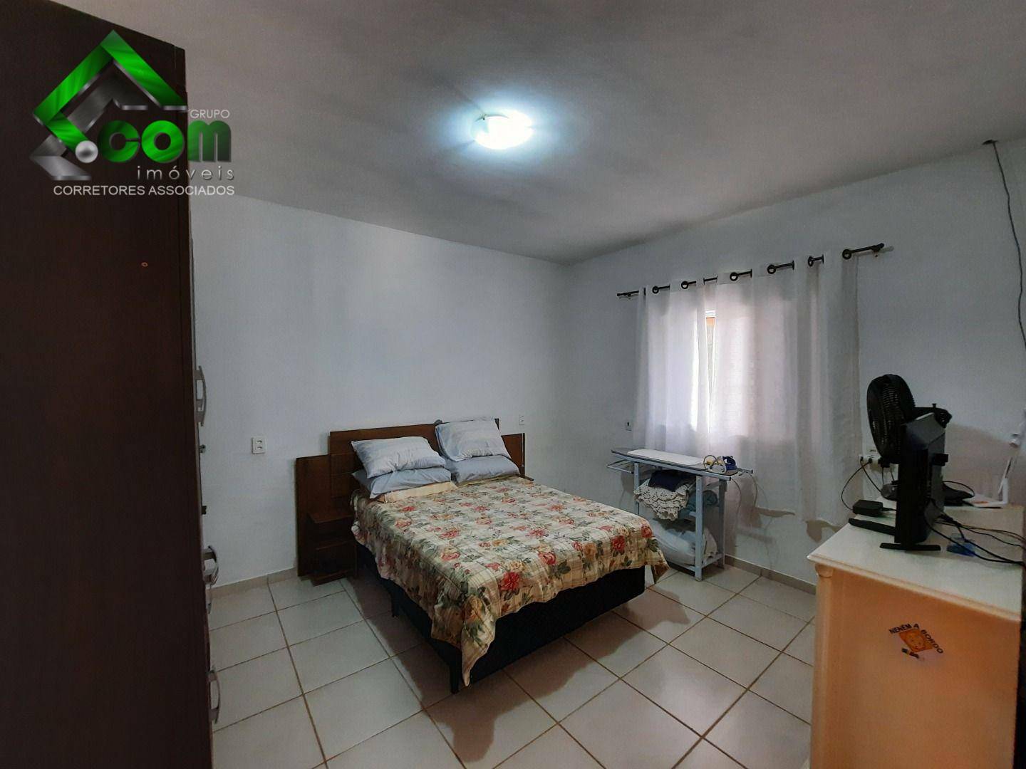 Chácara à venda com 3 quartos, 160m² - Foto 13