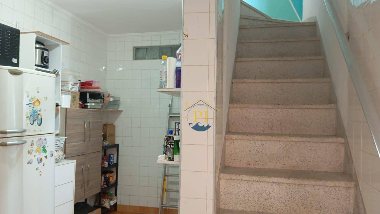 Casa à venda com 3 quartos, 1m² - Foto 13