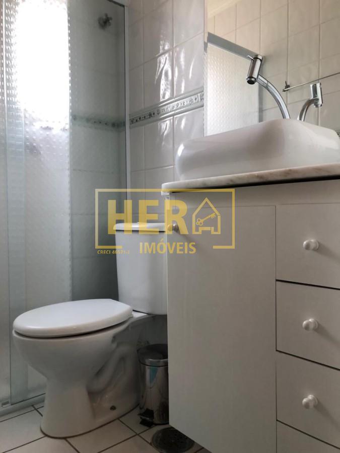 Apartamento para alugar com 2 quartos, 64m² - Foto 17