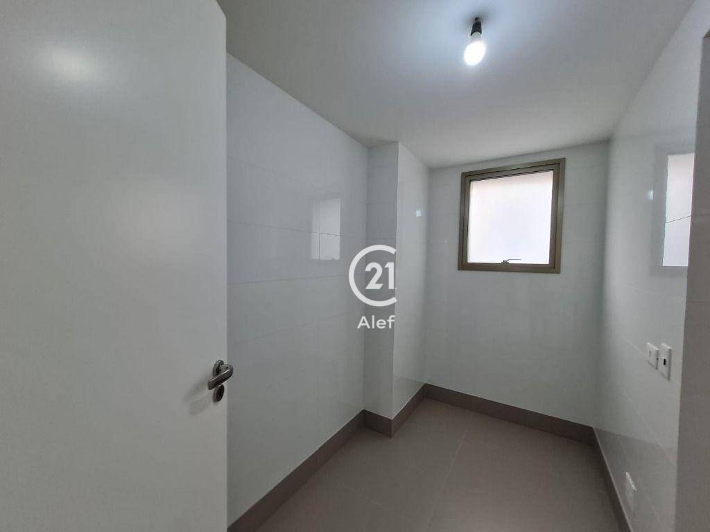 Apartamento à venda com 4 quartos, 390m² - Foto 25