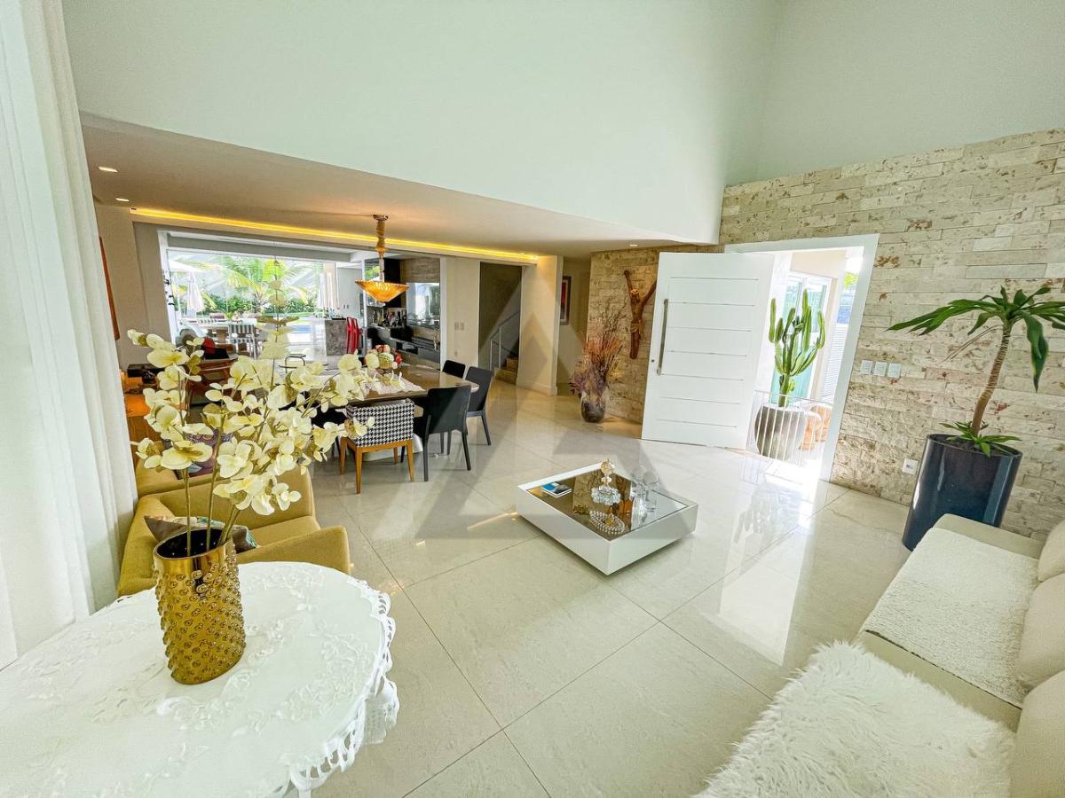 Casa de Condomínio à venda com 5 quartos, 333m² - Foto 15