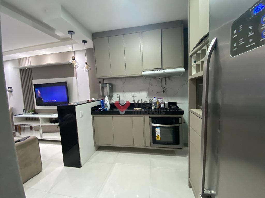 Apartamento à venda com 2 quartos, 49m² - Foto 4