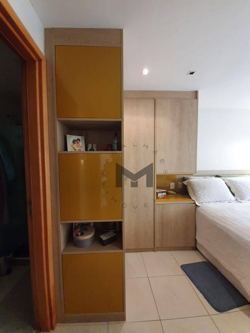 Apartamento à venda com 2 quartos, 75m² - Foto 11