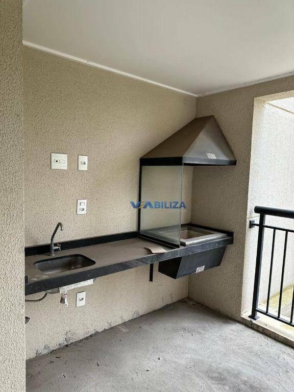 Apartamento à venda com 2 quartos, 68m² - Foto 8