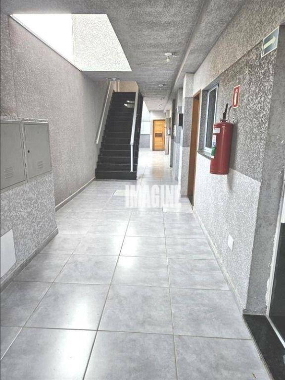 Apartamento à venda com 2 quartos, 43m² - Foto 19