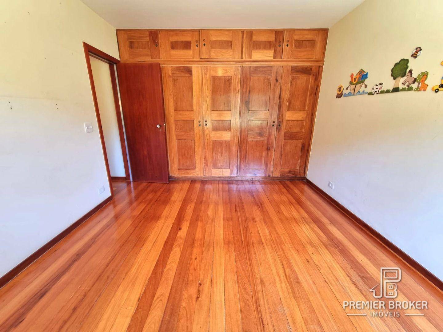 Casa à venda com 6 quartos, 950m² - Foto 27