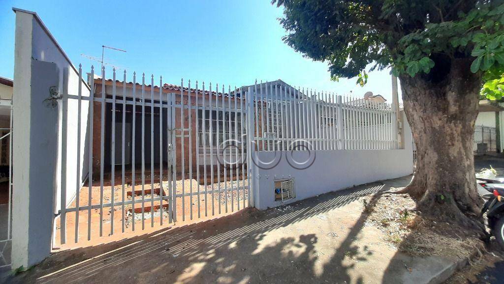 Casa à venda com 3 quartos, 147m² - Foto 2