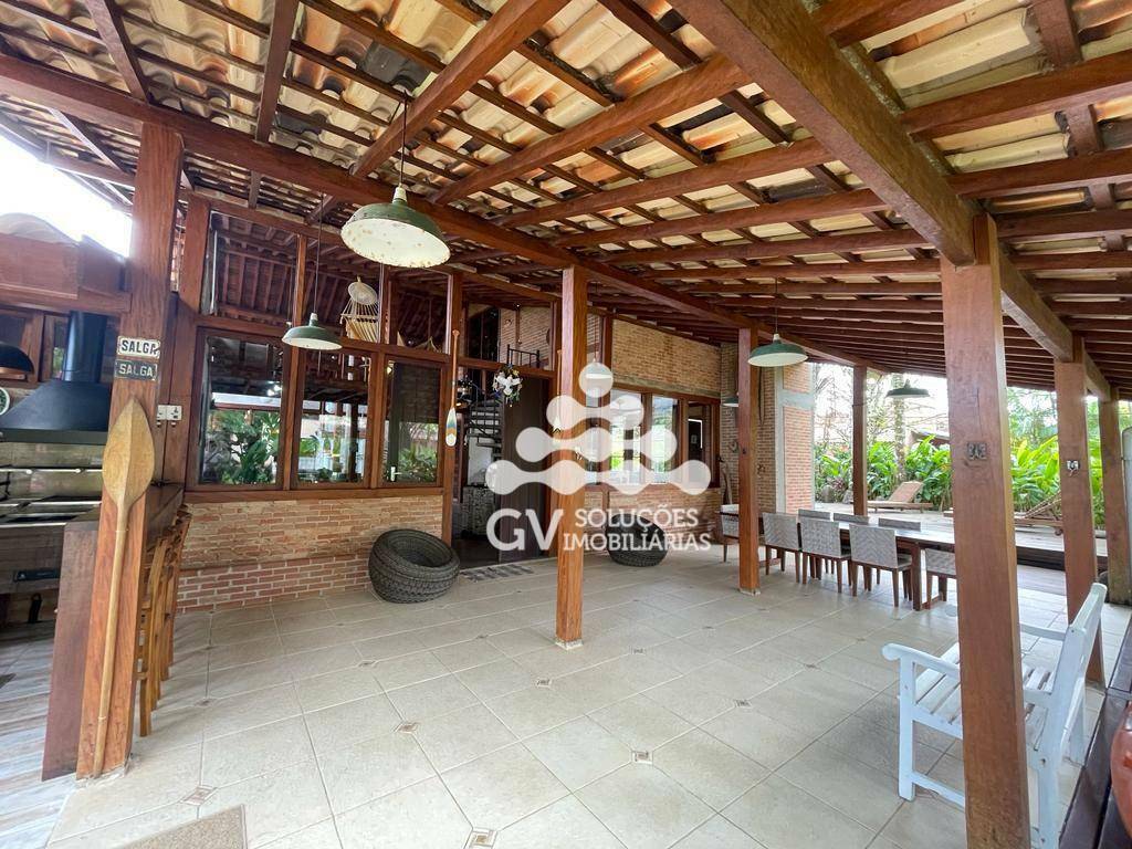 Casa de Condomínio à venda com 3 quartos, 146m² - Foto 2