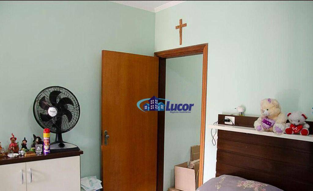 Sobrado à venda com 3 quartos, 100m² - Foto 11