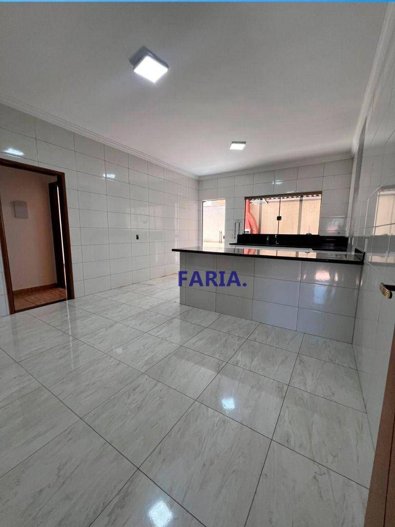 Casa à venda com 3 quartos, 1M2 - Foto 7